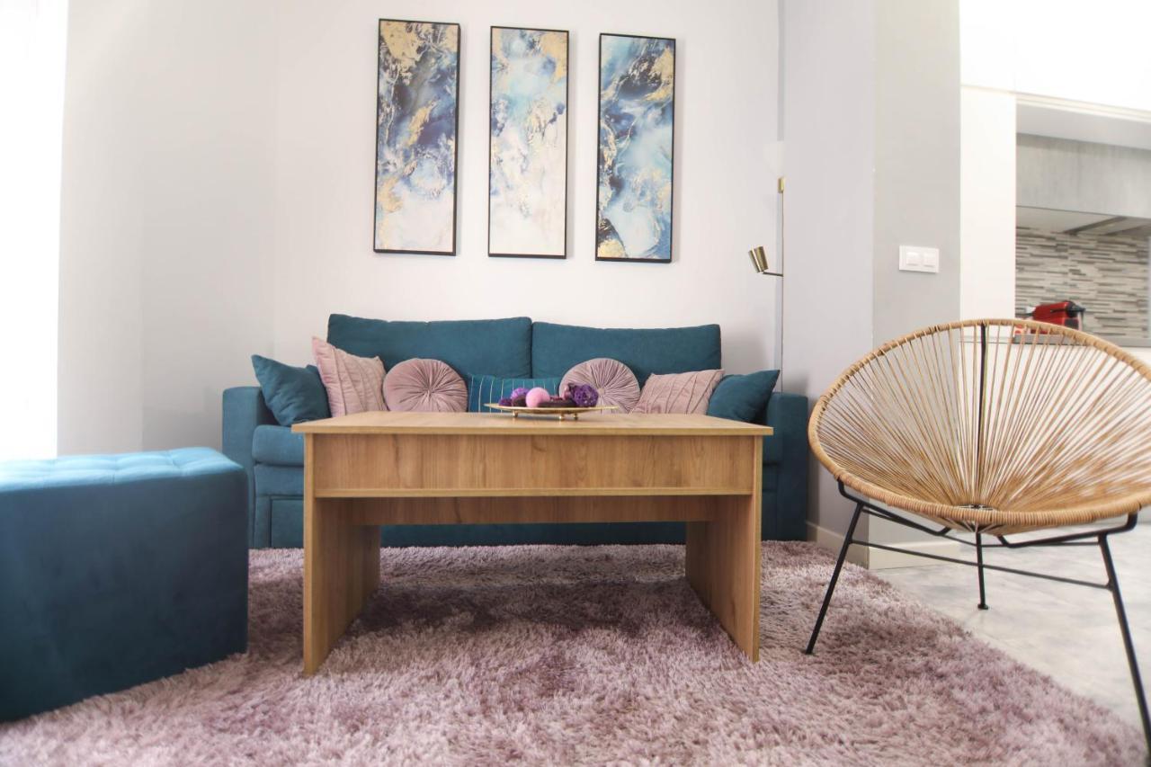 RentalSevilla Apartamento de 3 dormitorios en Triana Exterior foto