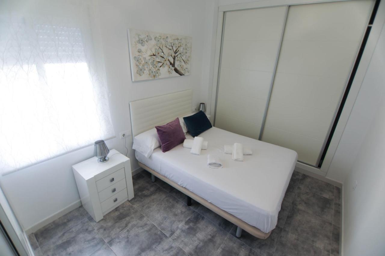 RentalSevilla Apartamento de 3 dormitorios en Triana Exterior foto